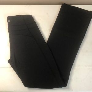 Lululemon bootcut pants size 6